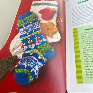 Knit Christmas Stockings! 19 Patterns for Stockings and Ornaments